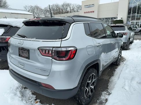 New 2026 Jeep Compass Limited image 3
