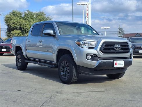 Used 2023 Toyota Tacoma SR5 image 3
