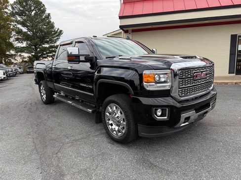 Used 2019 GMC Sierra 2500 Denali image 5