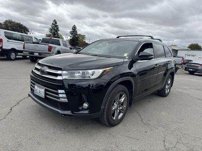 Used 2018 Toyota Highlander AWD V6