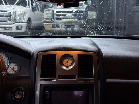 Used 2006 Chrysler 300 SRT8 w/ SRT Option Group II image 24