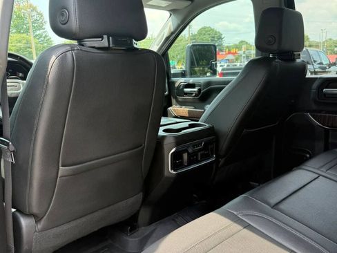 Used 2022 GMC Sierra 2500 Denali AWD/4WD image 18
