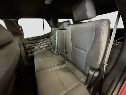 Used 2025 Toyota 4Runner SR5 image 29