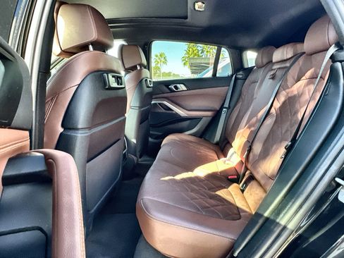 Used 2023 BMW X6 xDrive40i w/ Luxury Seating Package image 13