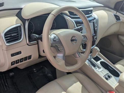 Used 2018 Nissan Murano Platinum image 10