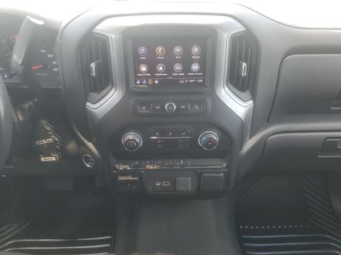 Used 2024 Chevrolet Silverado 1500 Custom AWD/4WD image 10