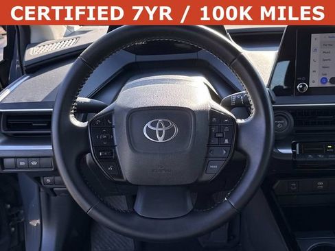 Used 2024 Toyota Prius LE image 18