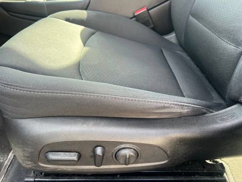 Used 2017 Chevrolet Malibu LT w/ Driver Confidence Package FWD image 18