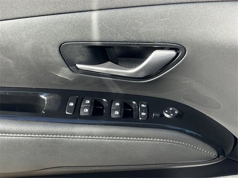 Used 2023 Hyundai Tucson Limited image 21