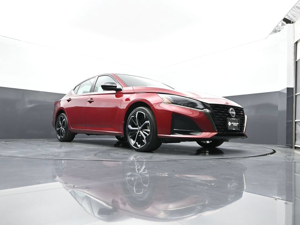 Certified 2024 Nissan Altima 2.5 SR AWD/4WD image 46