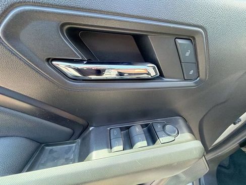 Used 2024 Chevrolet Colorado LT w/ LT Convenience Package II RWD image 22