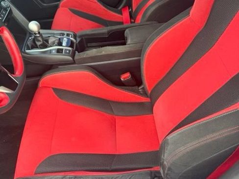 Used 2019 Honda Civic Type R image 3