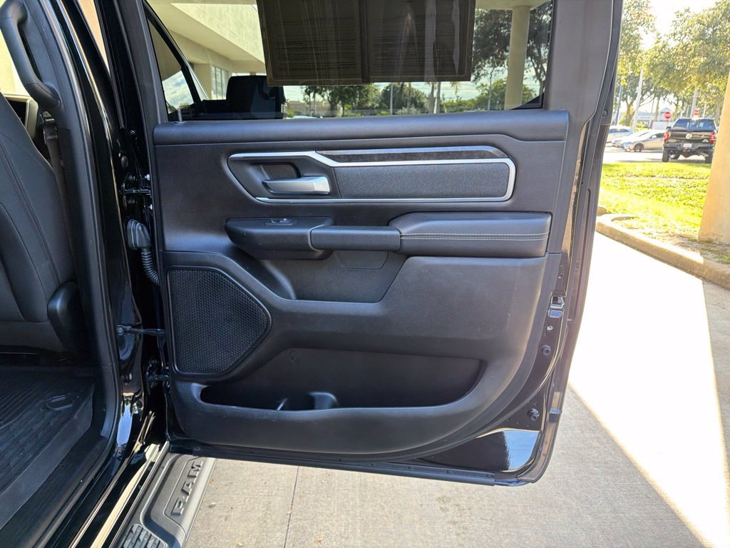 Used 2022 RAM 1500 Big Horn RWD image 32