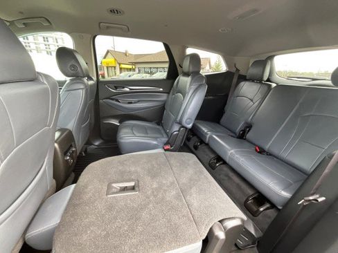 Used 2021 Buick Enclave Essence FWD image 32