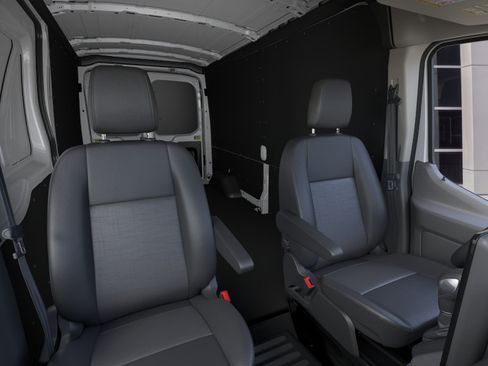 New 2026 Ford Transit 250 148 Medium Roof w/ Load Area Protection Package RWD image 10