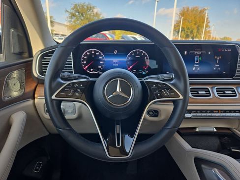 Used 2024 Mercedes-Benz GLE 450 4MATIC image 21