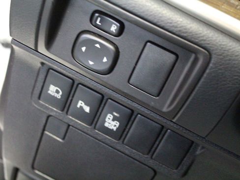Used 2016 Lexus ES 350 FWD image 11