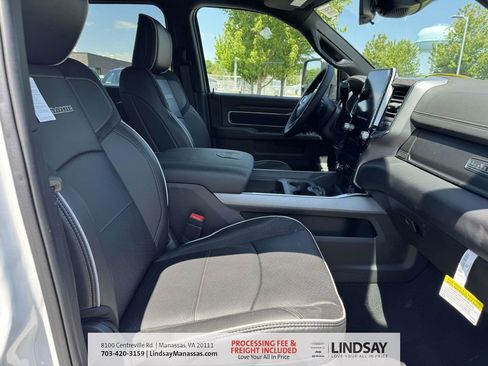 New 2026 RAM 3500 Laramie AWD/4WD image 13