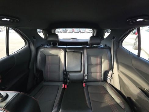 Used 2023 Chevrolet Equinox RS image 27
