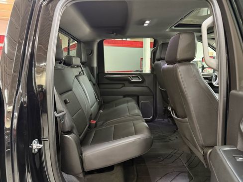 Used 2024 Chevrolet Silverado 3500 LTZ w/ LTZ Premium Package image 22