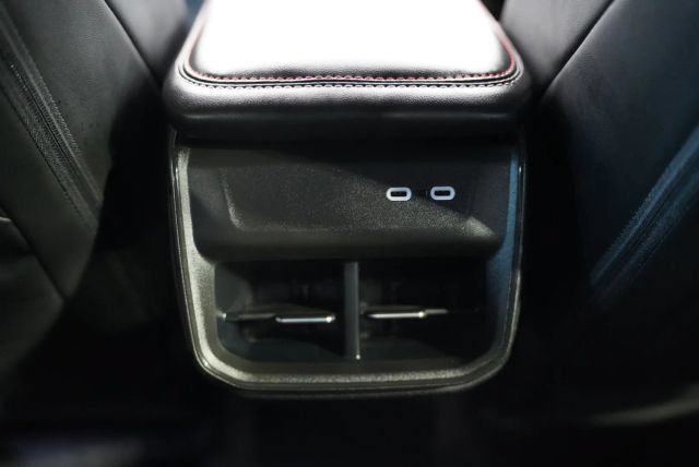 Used 2025 Dodge Charger Daytona R/T w/ Quick Order Package 25M R/T AWD/4WD image 40