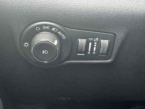 Certified 2023 Jeep Compass Limited AWD/4WD image 24