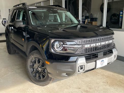 New 2026 Ford Bronco Sport Badlands AWD/4WD image 3