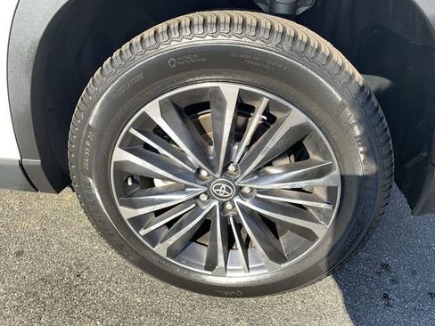 Certified 2024 Toyota Grand Highlander MAX Platinum image 36