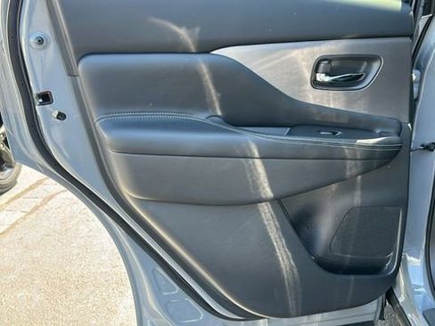 Certified 2024 Nissan Murano SV w/ SV Midnight Edition Package AWD/4WD image 20