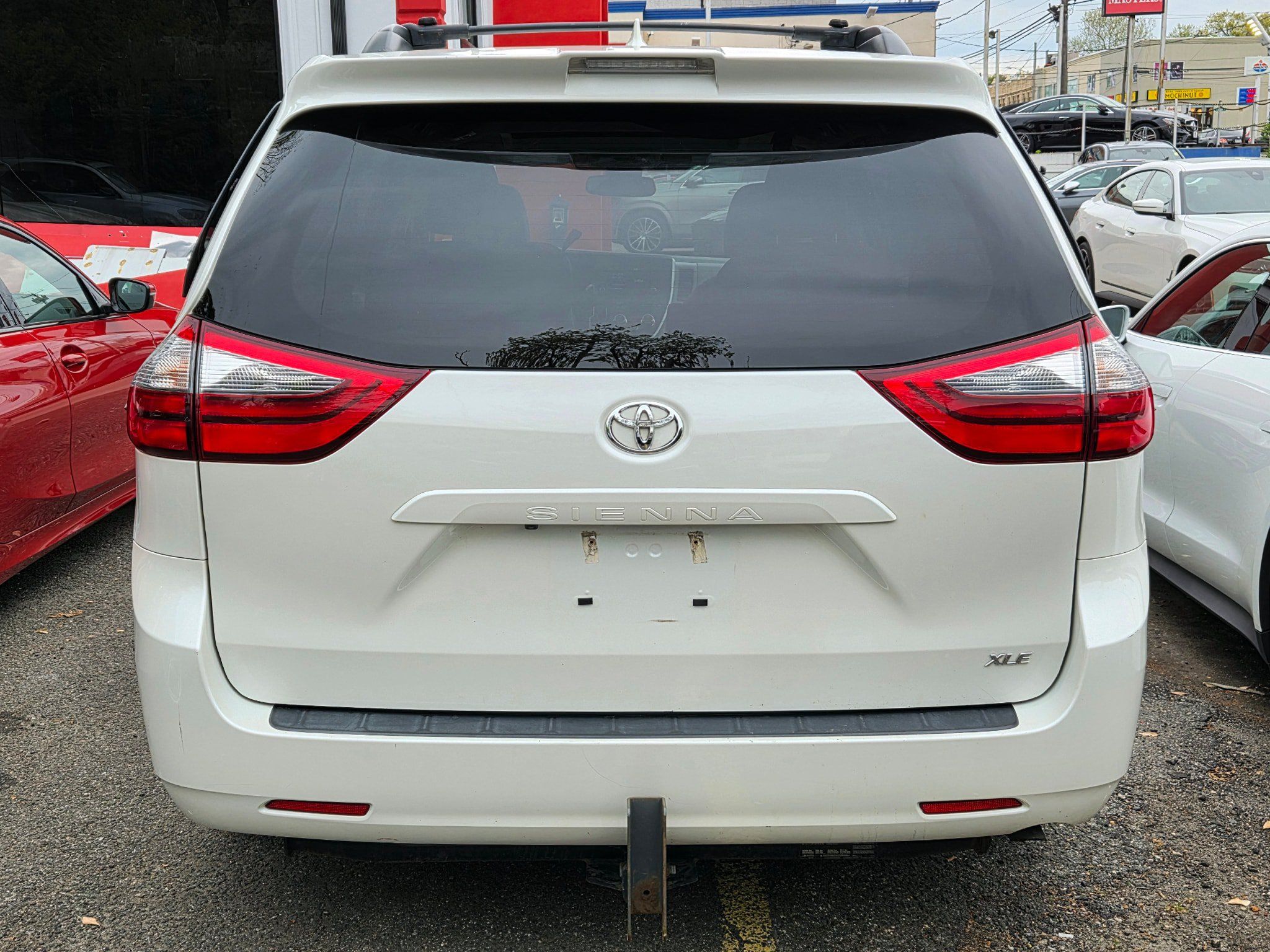 Used 2020 Toyota Sienna XLE FWD image 5