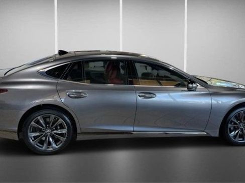 Used 2018 Lexus LS 500 F Sport w/ Accessory Package (Z2) image 4