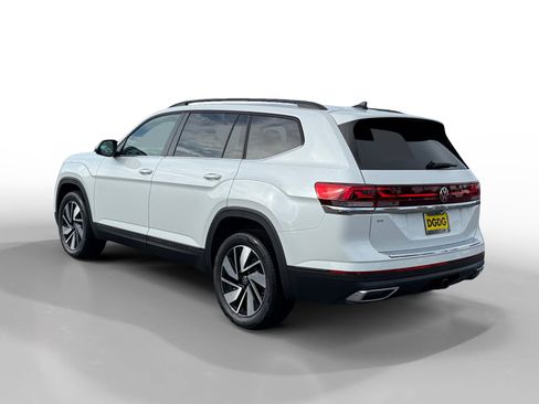 New 2026 Volkswagen Atlas SE image 3