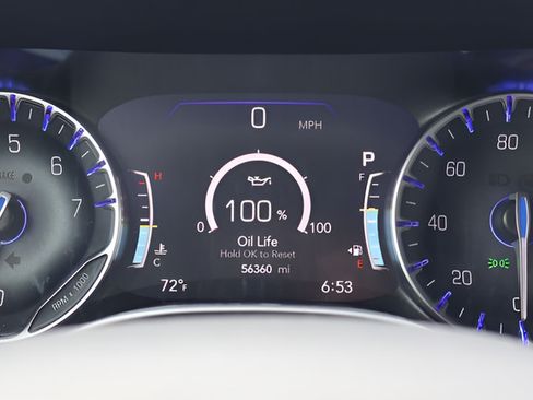 Used 2025 Chrysler Pacifica Select FWD image 21