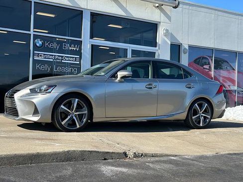 Used 2018 Lexus IS 300 AWD w/ Comfort Package image 4