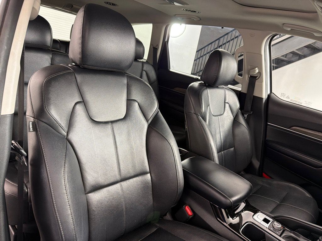 Used 2021 Kia Telluride EX w/ EX Premium Package AWD/4WD image 25