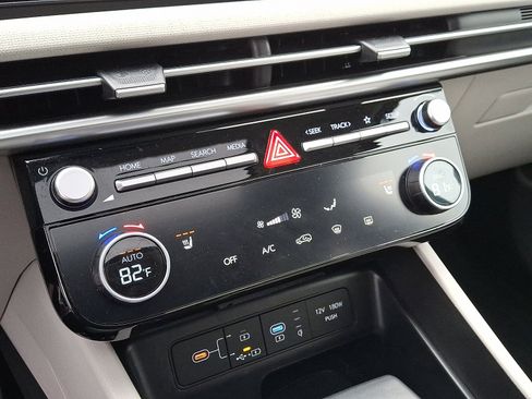 Certified 2025 Hyundai Tucson SEL image 17