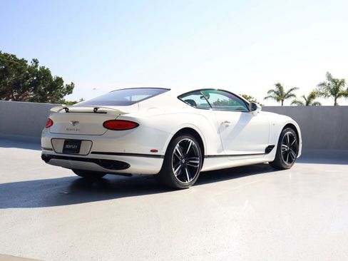 Certified 2021 Bentley Continental GT AWD/4WD image 11