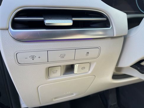 Used 2023 Hyundai Palisade Calligraphy image 33