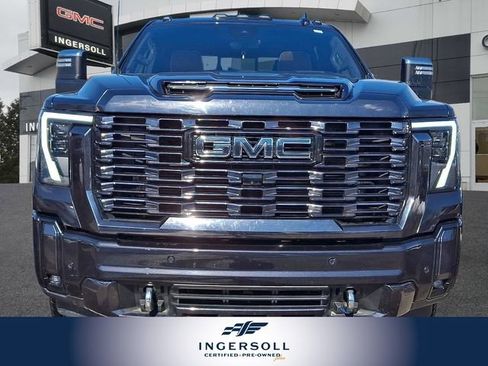 Used 2024 GMC Sierra 3500 Denali Ultimate image 3