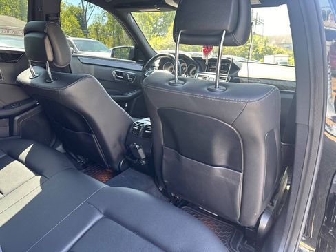 Used 2016 Mercedes-Benz E 350 4MATIC Sedan w/ Premium Package image 16
