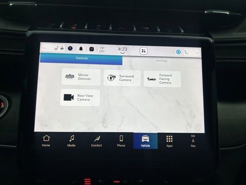 Used 2024 Jeep Grand Cherokee Limited w/ Luxury Tech Group II image 19