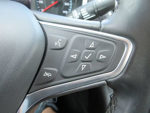 Used 2023 Chevrolet Malibu LT w/ Redline Edition FWD image 24