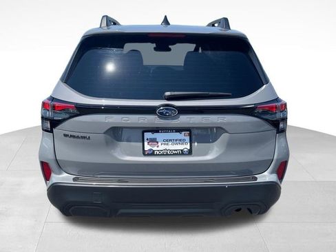 Used 2026 Subaru Forester Premium AWD/4WD image 3