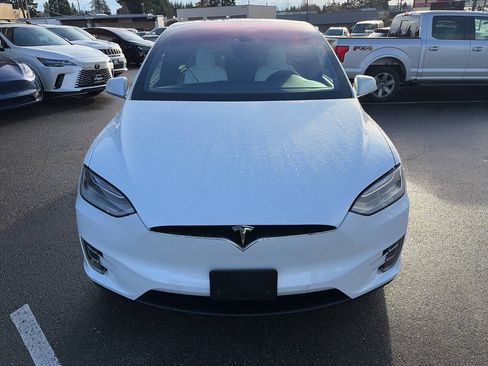 Used 2016 Tesla Model X 75D image 15