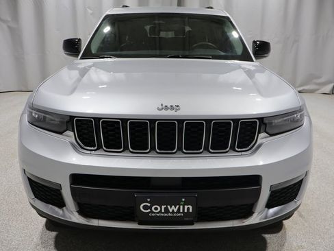 Used 2023 Jeep Grand Cherokee L Limited image 9