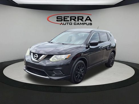 Used 2016 Nissan Rogue S w/ S Family Package FWD image 1