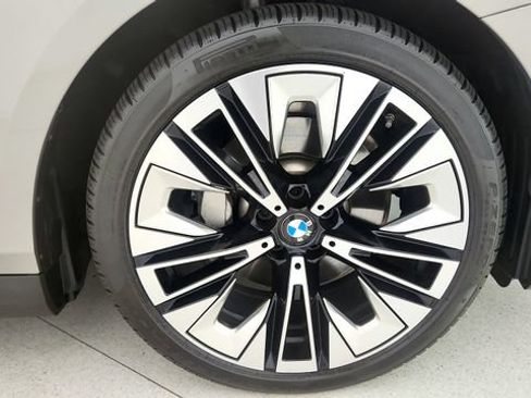 Used 2026 BMW 530i RWD image 76
