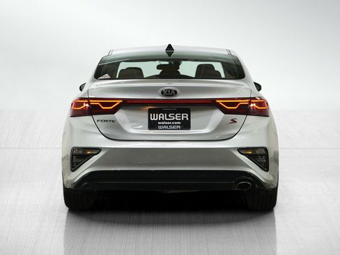 Used 2019 Kia Forte S FWD image 4