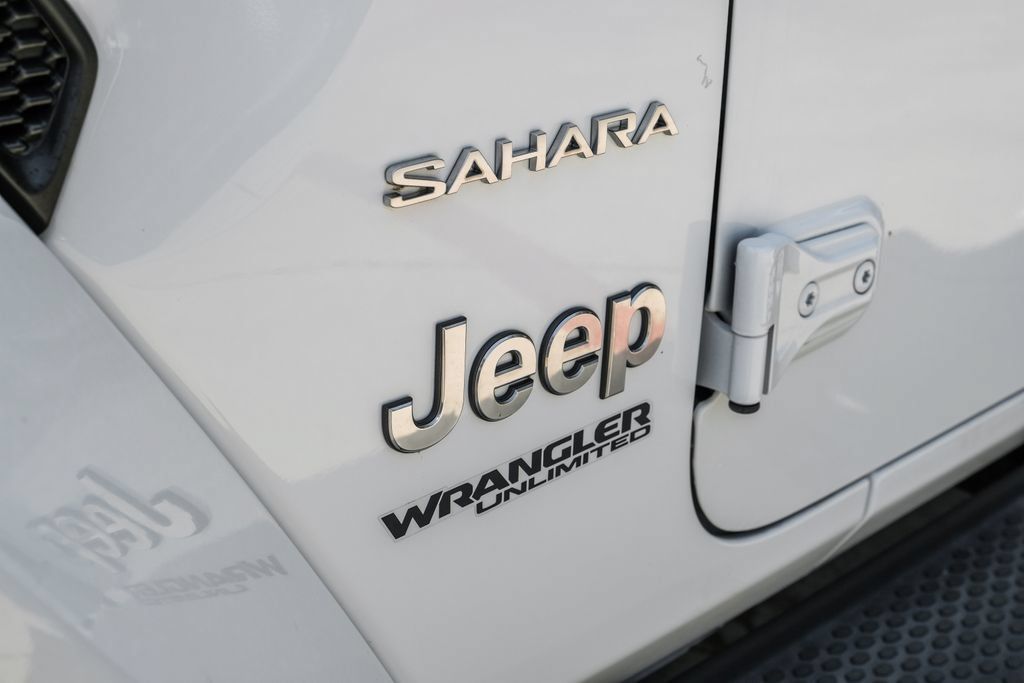 Used 2020 Jeep Wrangler Unlimited Sahara AWD/4WD image 57