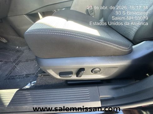 Certified 2023 Nissan Rogue SV AWD/4WD image 11